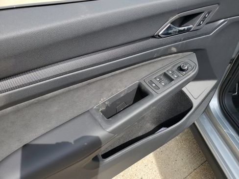 New 2026 Volkswagen GTI SE FWD image 21