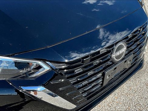 Used 2024 Nissan Sentra SV image 31