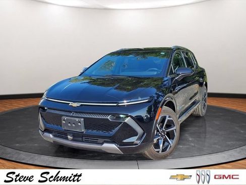 Certified 2024 Chevrolet Equinox EV LT FWD image 1