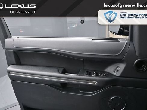 Used 2022 Ford Expedition XLT AWD/4WD image 16