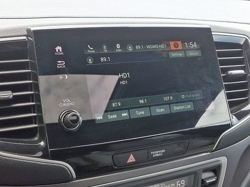 Used 2023 Honda Passport EX-L image 18