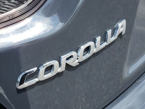 Used 2024 Toyota Corolla LE image 6