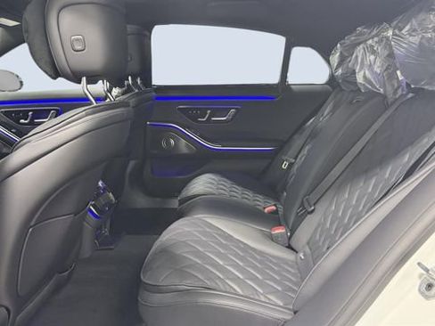 New 2026 Mercedes-Benz S 580e 4MATIC Sedan image 8