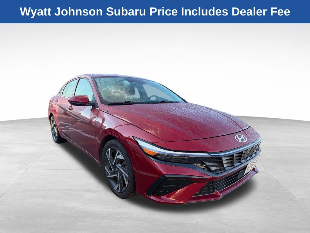 Used 2025 Hyundai Elantra SEL FWD image 13