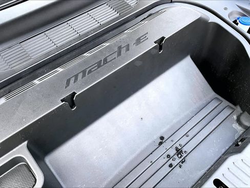 Used 2025 Ford Mustang Mach-E GT AWD/4WD image 36