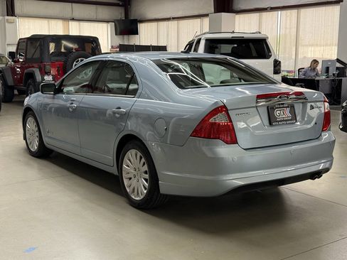 Used 2010 Ford Fusion Hybrid FWD image 4