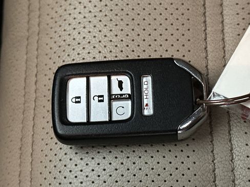Used 2022 Honda CR-V Touring image 43