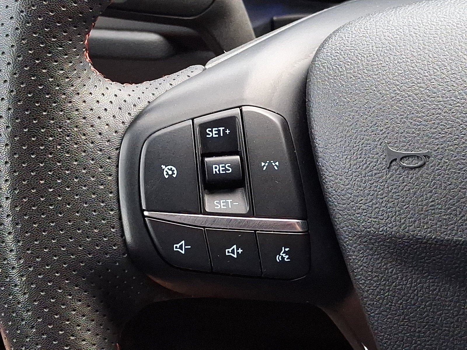 Used 2023 Ford Escape ST-Line Select AWD/4WD image 20