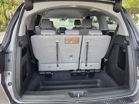 Used 2019 Honda Odyssey EX image 13