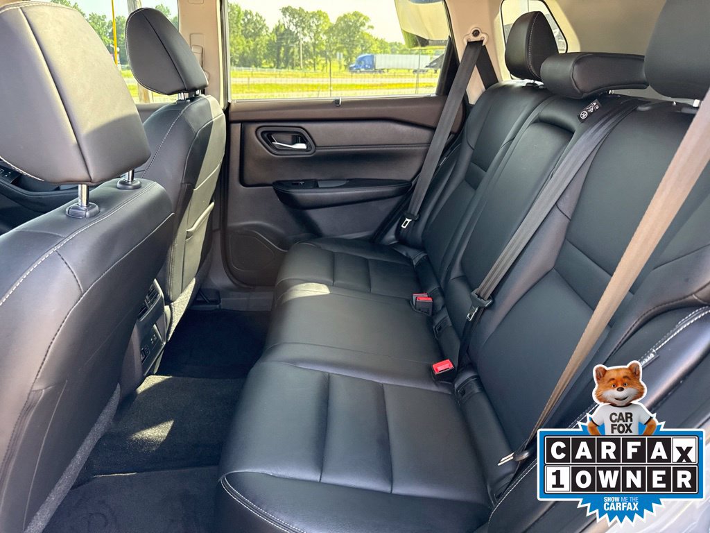 Used 2023 Nissan Rogue SL w/ SL Premium Package FWD image 11