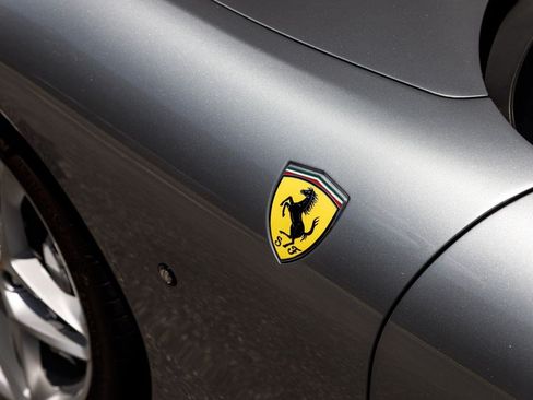 Used 2022 Ferrari Roma RWD image 40