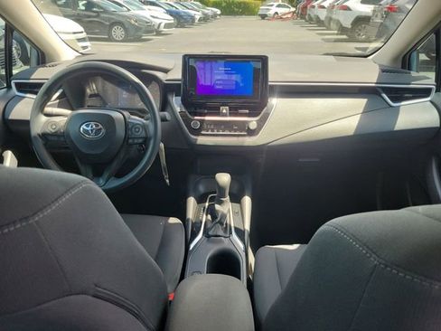 Used 2025 Toyota Corolla LE FWD image 15