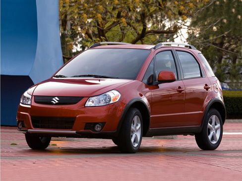 Used 2011 Suzuki SX4 AWD Hatchback image 3