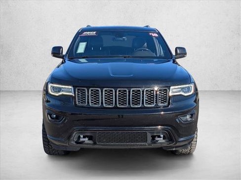 Used 2018 Jeep Grand Cherokee Overland image 2