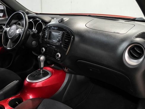Used 2012 Nissan Juke SV AWD/4WD image 15