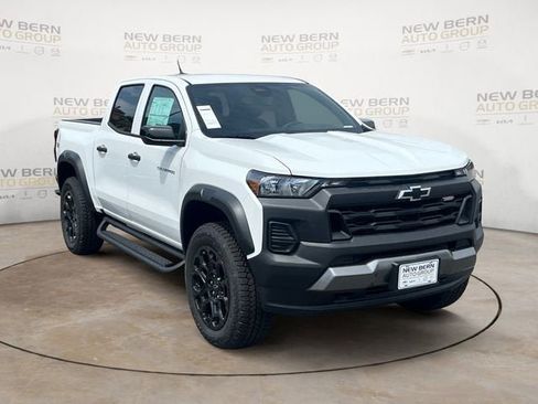 New 2026 Chevrolet Colorado Trail Boss AWD/4WD image 7