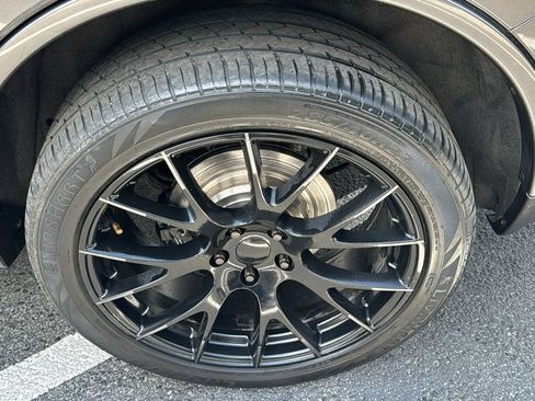 Used 2018 Dodge Durango GT w/ Premium Group AWD/4WD image 16