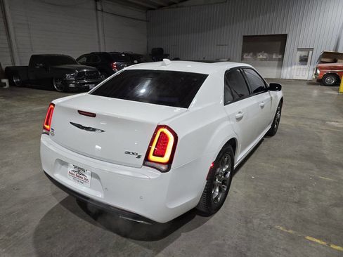 Used 2015 Chrysler 300 S w/ 300S Premium Group image 11
