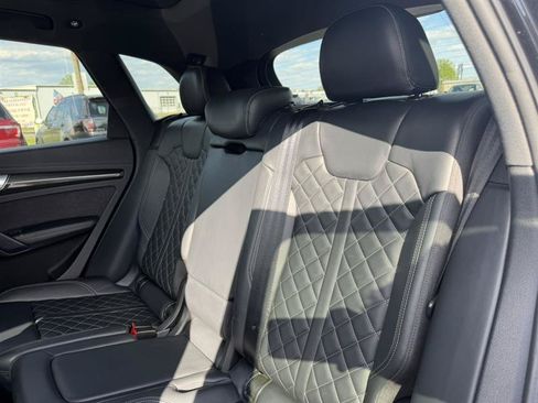Used 2018 Audi SQ5 Prestige w/ Prestige Package AWD/4WD image 31