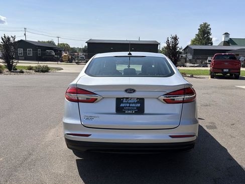 Used 2019 Ford Fusion S FWD image 5