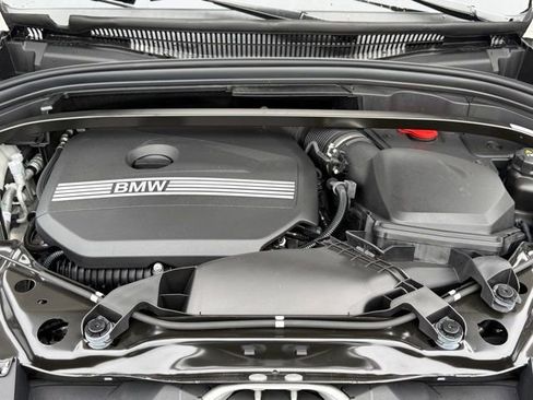 Used 2025 BMW X1 xDrive28i w/ Premium Package image 32