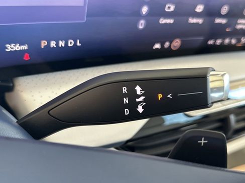 New 2026 Buick Enclave Avenir w/ Super Cruise Package image 22