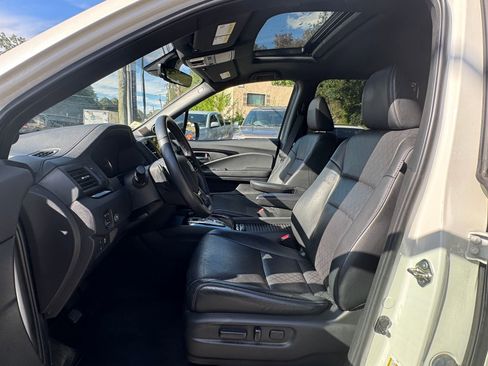 Used 2019 Honda Passport Touring image 12