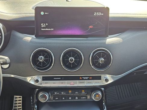 Used 2022 Kia Stinger GT1 AWD/4WD image 13
