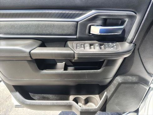 Certified 2025 RAM 2500 Big Horn AWD/4WD image 18
