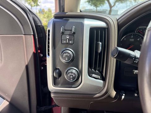 Used 2017 GMC Sierra 1500 SLT w/ SLT Premium Package AWD/4WD image 19