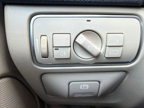 Used 2015 Volvo S60 T5 Premier image 32