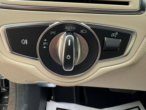 Used 2018 Mercedes-Benz C 300 Sedan image 20