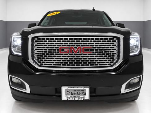 Used 2017 GMC Yukon XL Denali w/ Open Road Package AWD/4WD image 6