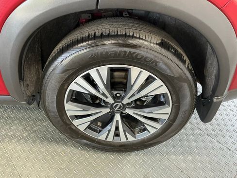 Used 2023 Nissan Rogue SV w/ SV Premium B Package image 41