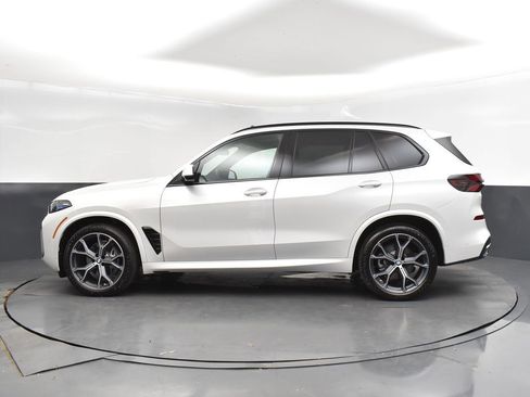 Certified 2026 BMW X5 xDrive40i w/ M Sport Package AWD/4WD image 4