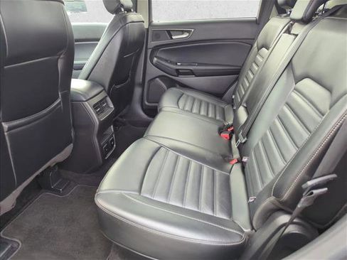 Used 2016 Ford Edge SEL w/ Equipment Group 201A image 22