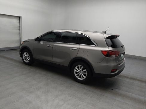 Used 2019 Kia Sorento LX image 3