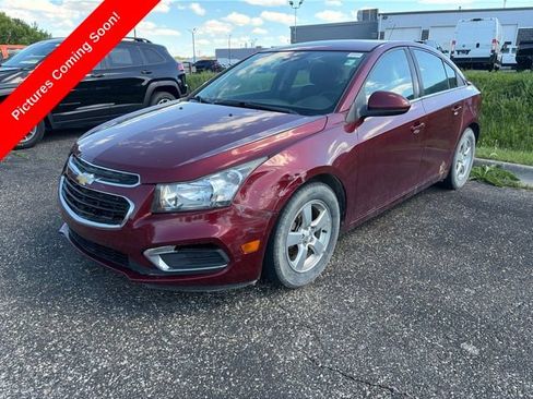Used 2015 Chevrolet Cruze LT FWD image 1
