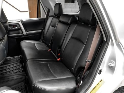 Used 2019 Toyota 4Runner Limited AWD/4WD image 38