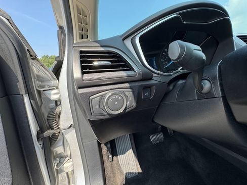 Used 2018 Ford Fusion S FWD image 24