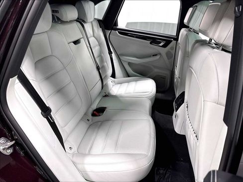 New 2026 Porsche Macan Turbo AWD/4WD image 30