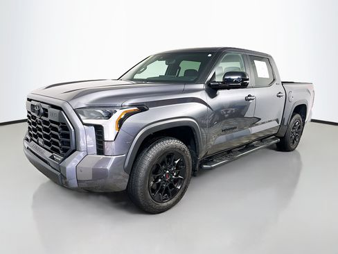Used 2025 Toyota Tundra Limited w/ TRD Off-Road Package AWD/4WD image 9
