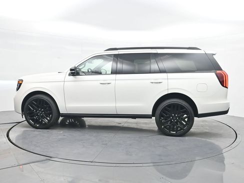 New 2026 Ford Expedition Platinum w/ Stealth Performance Package image 10