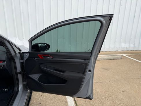 Used 2022 Volkswagen GTI SE FWD image 25