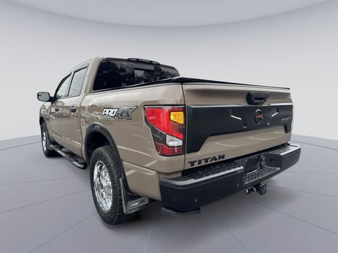 Used 2021 Nissan Titan PRO-4X w/ Pro-4x Convenience Package image 27