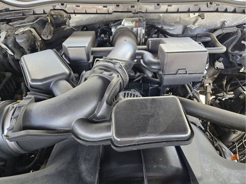 Used 2021 Ford F250 XLT AWD/4WD image 31