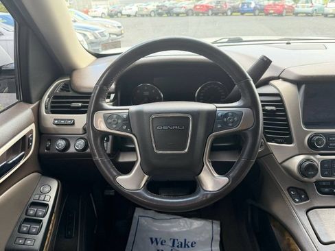 Used 2016 GMC Yukon XL Denali w/ Open Road Package AWD/4WD image 9