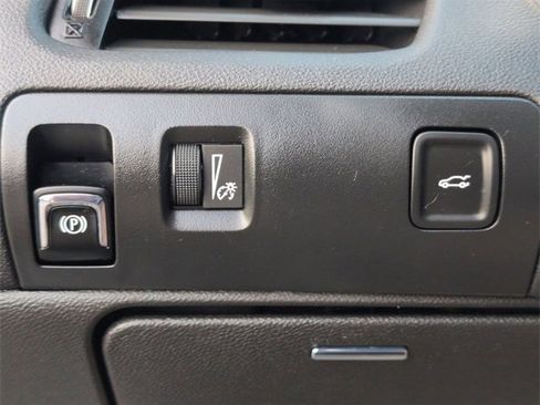 Certified 2018 Chevrolet Impala LS image 17