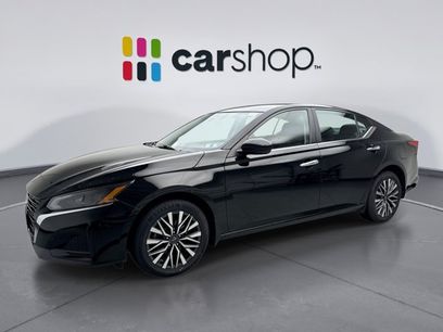 Used 2023 Nissan Altima 2.5 SV