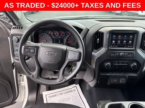 Used 2020 Chevrolet Silverado 1500 Custom Trail Boss w/ Custom Convenience Package AWD/4WD image 17